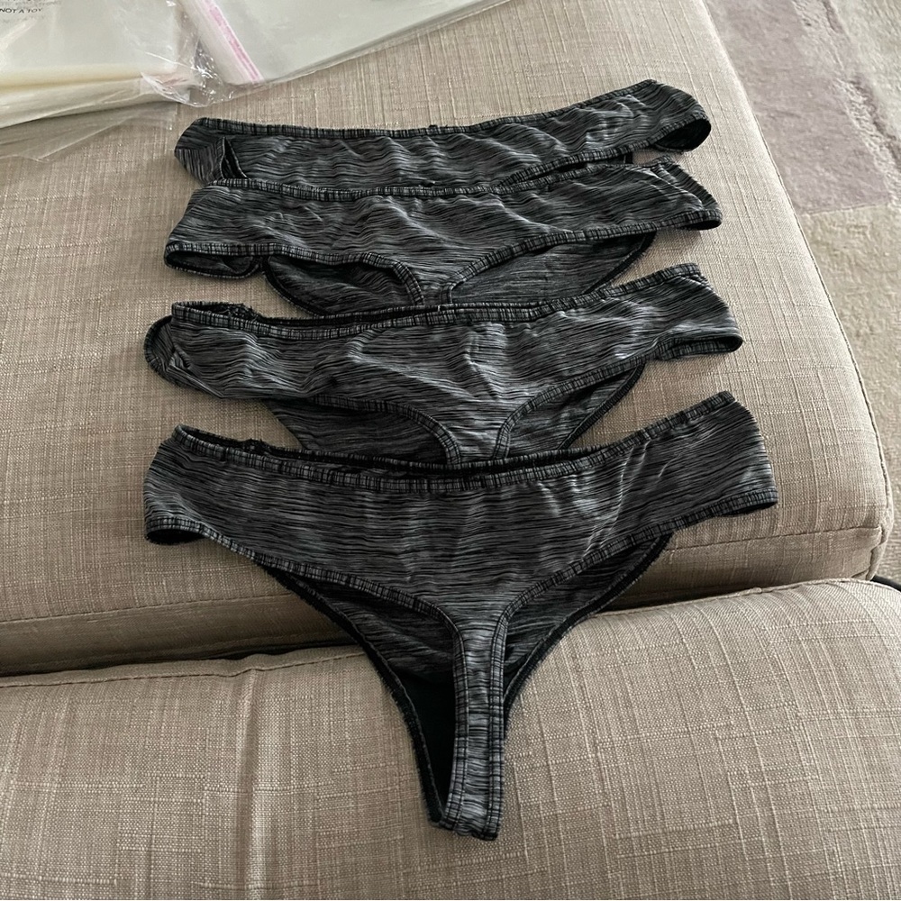 Victoria Secret 4Pc Panties Size M - Picture 3 of 3